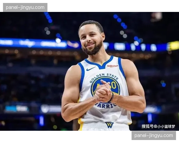 库里获准参加5v5对抗训练,计划4月6日对阵火箭复出寻比赛节奏 库里获准参加5v5对抗训练,计划4月6日对阵火箭复出寻比赛节奏