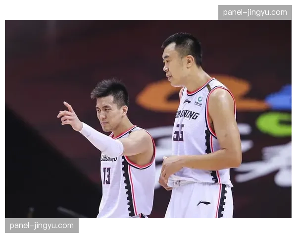 CBA官方发布季后赛主题宣传片《不止为冠》